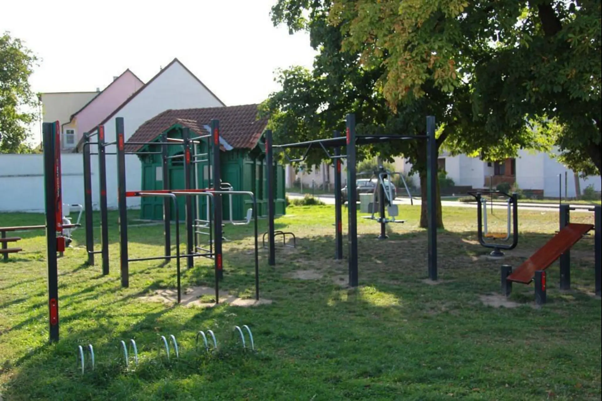 Venkovní workoutové hřiště v Jevišovicích